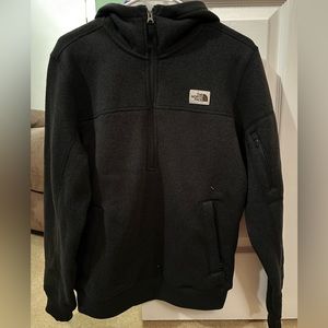 New without tag The North Face men’s 1/2 zip hooded fleece pullover